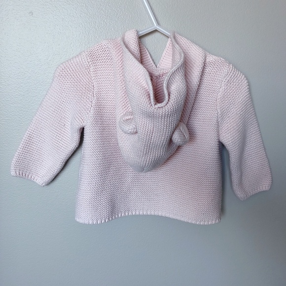 🍁Gap 3-6m pink knit sweater with ears - Picture 4 of 8